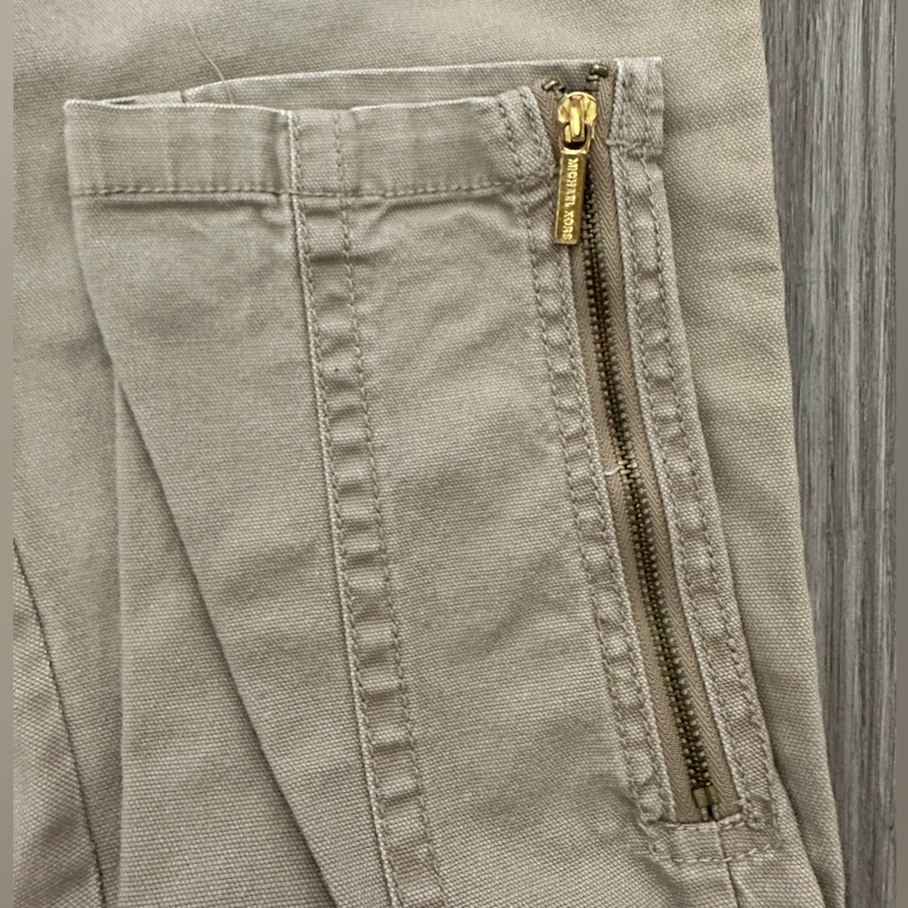 Micheal Kors| Skinny Mid Rise Beige Jeans - Picture 3 of 8